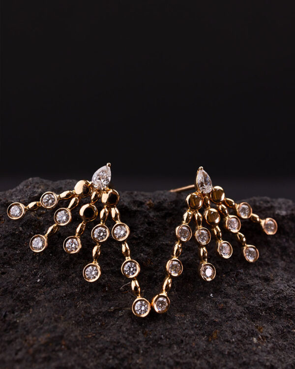 Flared Diamond Dots Earrings - Image 4