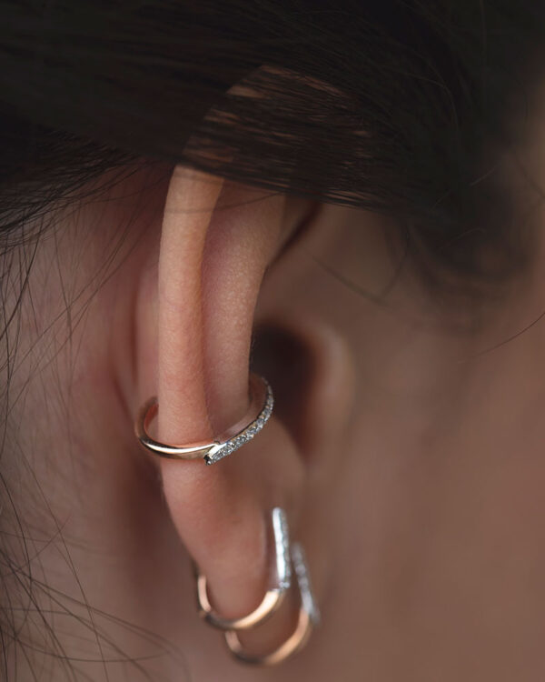 Tilting Diamond Ear Cuff - Image 4