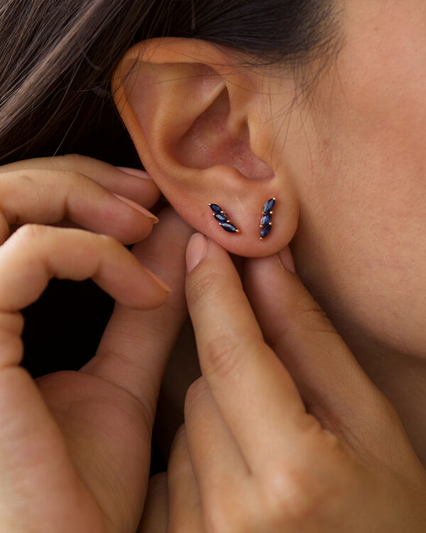 Triplet Sapphire Earring - Image 5