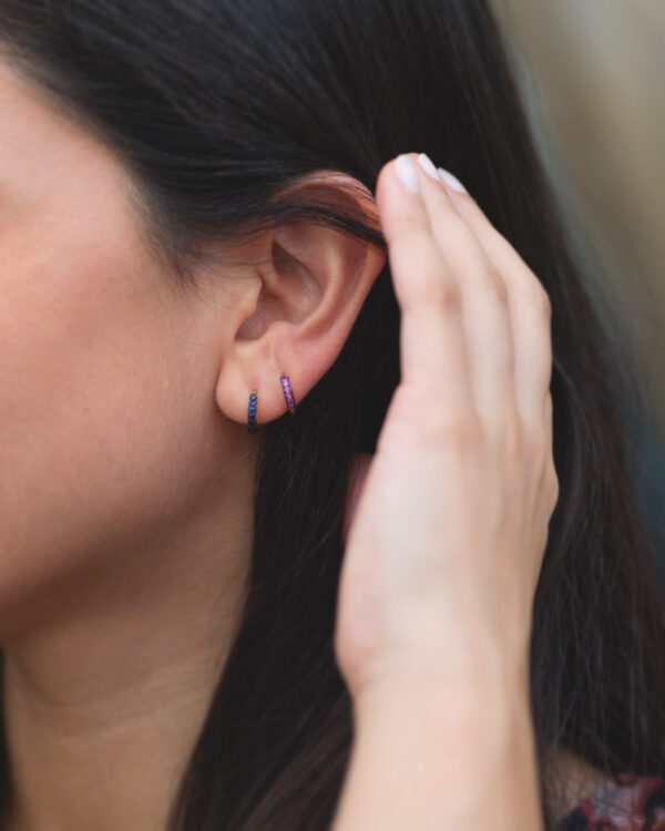 Huggie Earrings Blue Sapphire - Image 2